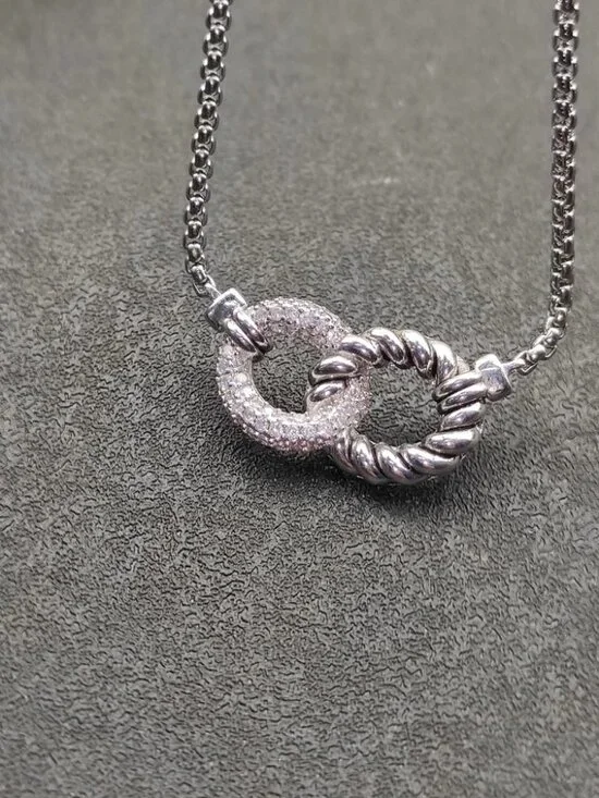 David Yurman 925 Silver Pave Diamond Cable Loop Necklace with Original Pouch - Picture 2 of 4